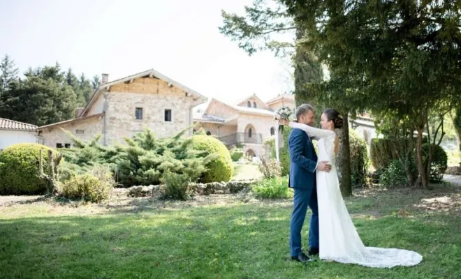 Le doux mariage de Sophie et Jérémy à la Bastide de jaillans - Drôme, Bourgoin-Jallieu, Mélanie Orsini