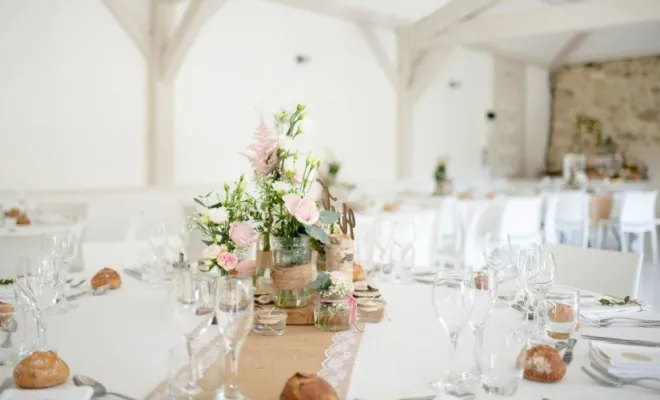 Le doux mariage de Sophie et Jérémy à la Bastide de jaillans - Drôme, Bourgoin-Jallieu, Mélanie Orsini