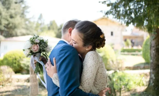 Le doux mariage de Sophie et Jérémy à la Bastide de jaillans - Drôme, Bourgoin-Jallieu, Mélanie Orsini